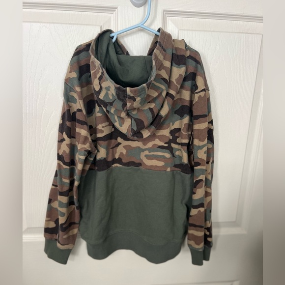 Boys camouflage pant set size 10/12 - Picture 2 of 6